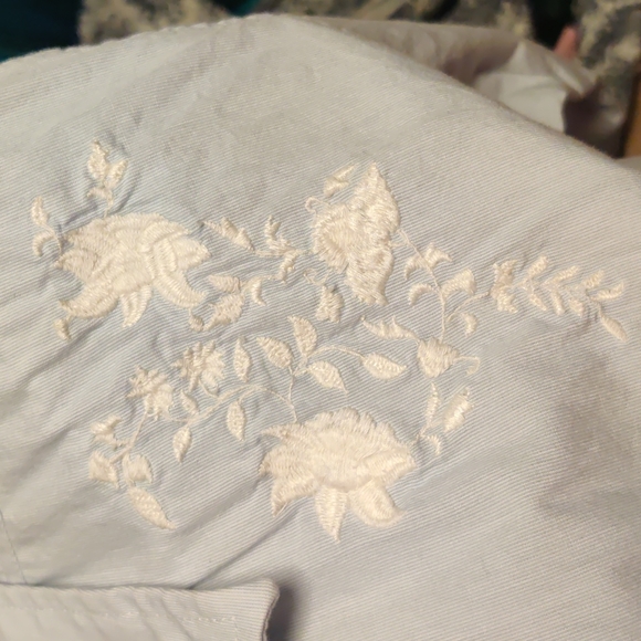 Embroidered Club shirt - Picture 3 of 4